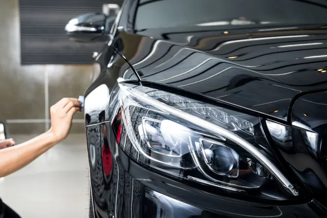 Auto Body Shop Bedford TX vs. DIY Repairs: Why Professional Service Matters